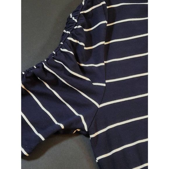 Vince Camuto Women's Short Sleeves Striped Stretch Top Size XS - Picture 5 of 8